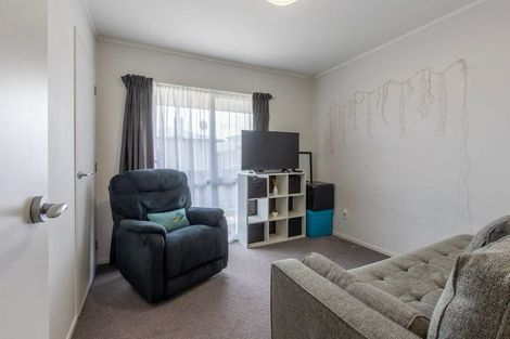 Photo of property in 2 Woburn Street, Waipukurau, 4200