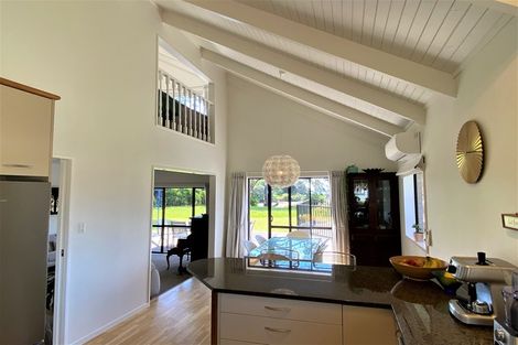 Photo of property in 5 Godwit Place, Waiuku, 2123