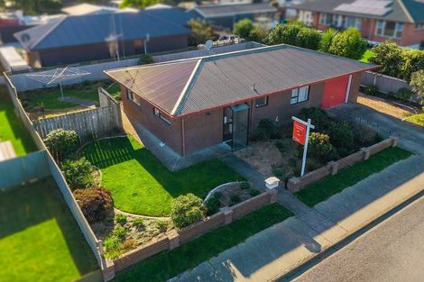 Photo of property in 42 Saint Leonards Road, Temuka, 7920