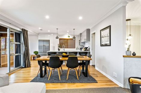 Photo of property in 22 Realm Place, Massey, Auckland, 0614
