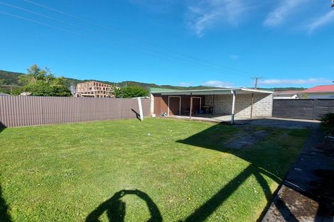 Photo of property in 25a Karamu Crescent, Wainuiomata, Lower Hutt, 5014