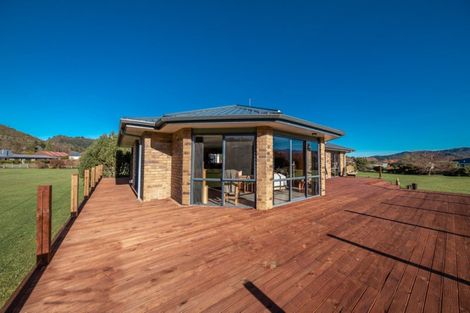 Photo of property in 6 Deemac Street, Reefton, 7830