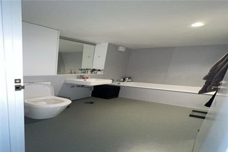 Photo of property in 383 Adelaide Road, Newtown, Wellington, 6021