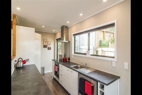 Photo of property in 6 Tatum Way, Johnsonville, Wellington, 6037