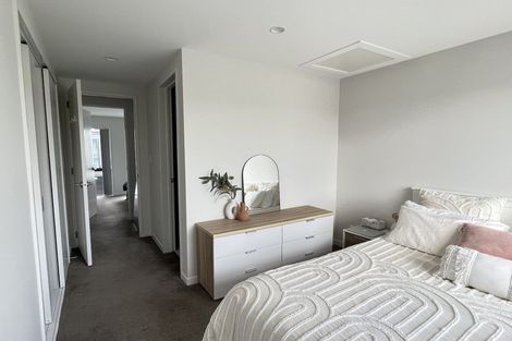 Photo of property in 3/21 Akoranga Drive, Northcote, Auckland, 0627