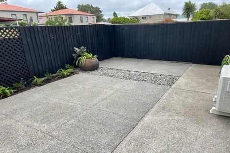 Photo of property in 2/61 King Street, Sydenham, Christchurch, 8023