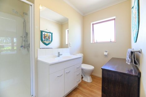 Photo of property in 6 Rays Way, Tuakau, 2121