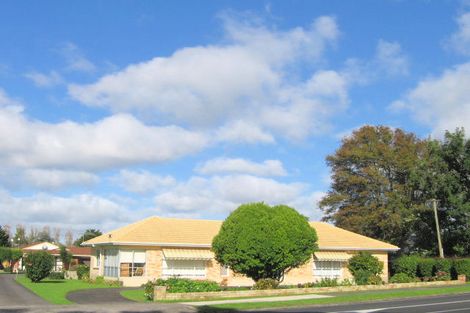 Photo of property in 2/111 Kolmar Road, Papatoetoe, Auckland, 2025