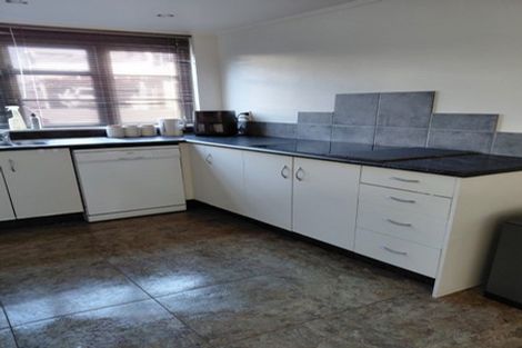 Photo of property in 30 Mana Esplanade, Paremata, Porirua, 5026