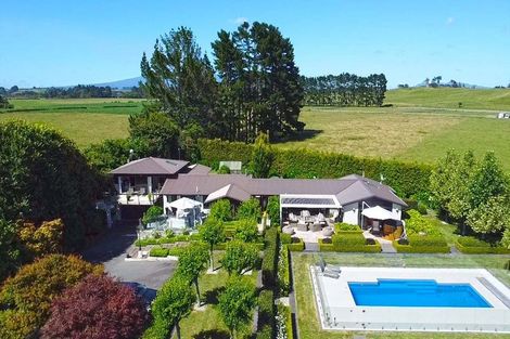 Photo of property in 36 Manutahi Road, Hillsborough, New Plymouth, 4372