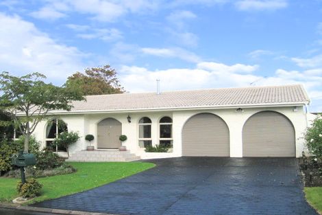 Photo of property in 4 Broman Place, Half Moon Bay, Auckland, 2012