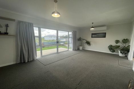 Photo of property in 79a Ngatai Street, Manaia, 4612