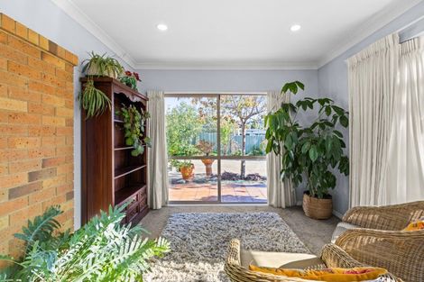 Photo of property in 59 Whiting Crescent, Greenmeadows, Napier, 4112