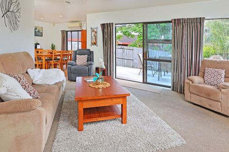 Photo of property in 12 Harvest Drive, Henderson, Auckland, 0612