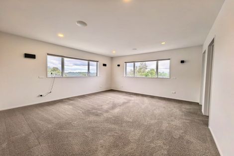 Photo of property in 8b Albany Highway, Greenhithe, Auckland, 0632