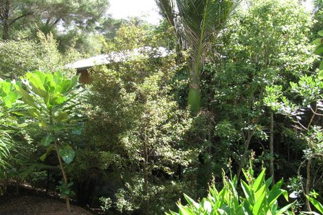 Photo of property in 48 Braemar Road, Castor Bay, Auckland, 0620