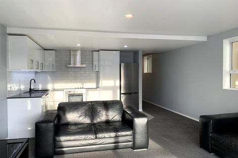 Photo of property in Victoria Villas, 45/35u Pirie Street, Mount Victoria, Wellington, 6011