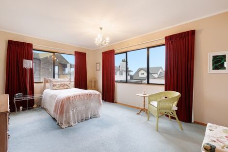 Photo of property in 1 Hunter Way, Otumoetai, Tauranga, 3110