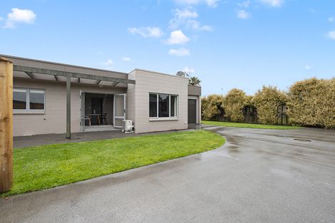 Photo of property in 4/45 Dale Crescent, Pakuranga, Auckland, 2010