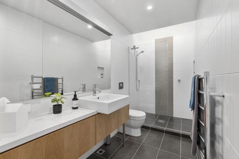 Photo of property in 17 Boardwalk Lane, Seatoun, Wellington, 6022