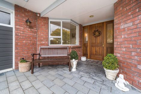 Photo of property in 98 John F Kennedy Drive, Milson, Palmerston North, 4414