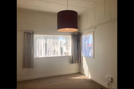 Photo of property in 44 Rimu Street, New Lynn, Auckland, 0600