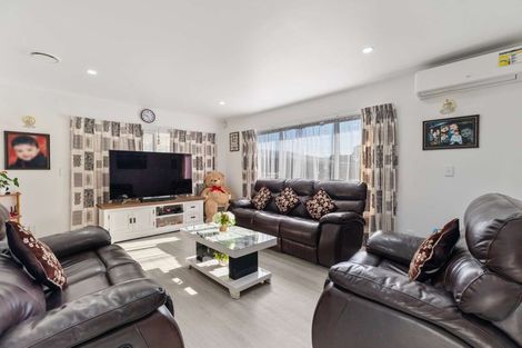 Photo of property in 47b Churchill Avenue, Manurewa, Auckland, 2102