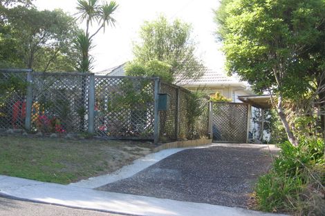 Photo of property in 2/12 Kauri Road, Birkenhead, Auckland, 0626