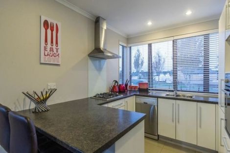 Photo of property in 20 Tarapiroe Avenue, Takanini, 2112