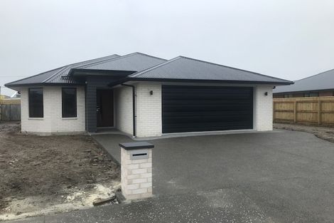 Photo of property in 5 Hereford Drive, Carterton, 5713