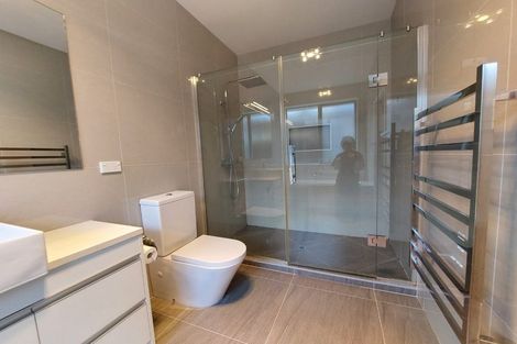 Photo of property in 28 Jelas Drive, Riverhead, 0820