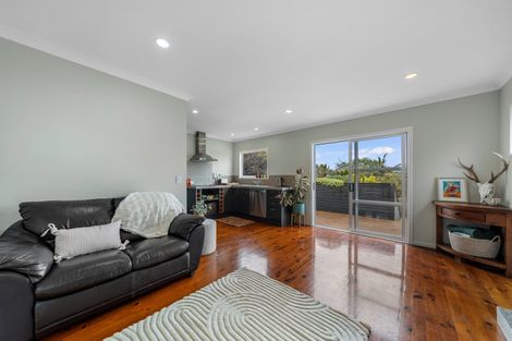Photo of property in 76 Mcentee Road, Waitakere, Auckland, 0816