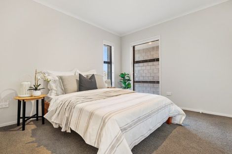 Photo of property in 11 Kahuparere Crescent, Pyes Pa, Tauranga, 3112