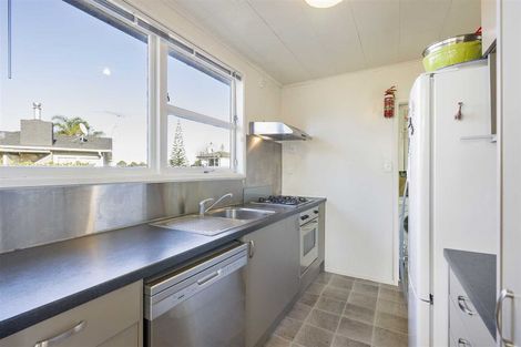 Photo of property in 37 Minaret Drive, Bucklands Beach, Auckland, 2014