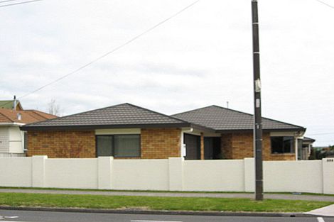Photo of property in 256 Mangorei Road, Merrilands, New Plymouth, 4312
