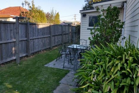 Photo of property in 90 Geraldine Street, Edgeware, Christchurch, 8013