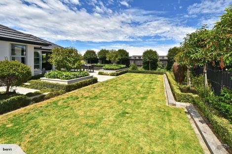 Photo of property in 5 Gosling Crescent, Halswell, Christchurch, 8025
