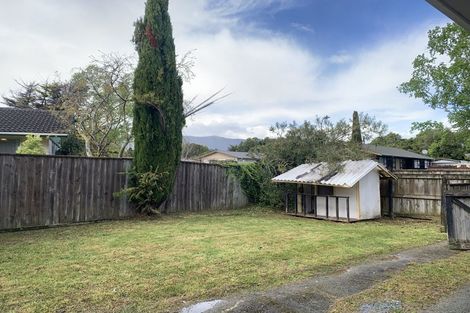 Photo of property in 33 Larchmont Grove, Totara Park, Upper Hutt, 5018