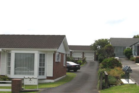 Photo of property in 2/7 Richards Avenue, Forrest Hill, Auckland, 0620