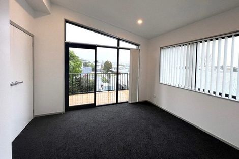 Photo of property in 19a Statesman Street, Henderson, Auckland, 0612