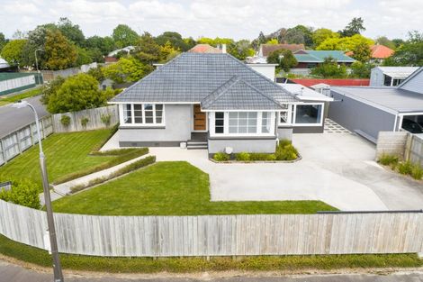 Photo of property in 104 Clyde Crescent, Roslyn, Palmerston North, 4414