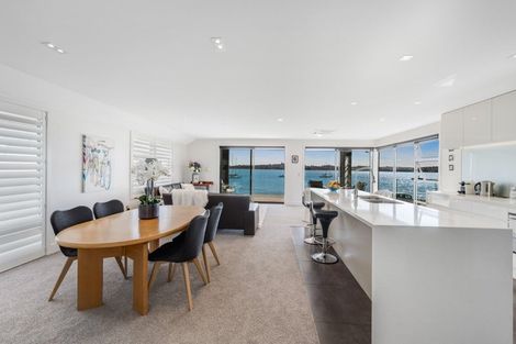 Photo of property in 8a The Parade, Bucklands Beach, Auckland, 2012