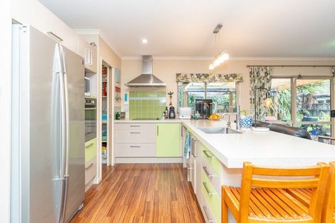 Photo of property in 3 Nottingham Drive, Hamilton East, Hamilton, 3216