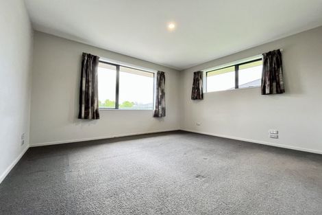 Photo of property in 1 Keats Place, Rolleston, 7614