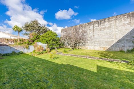 Photo of property in 211 Guyton Street, Whanganui, 4500