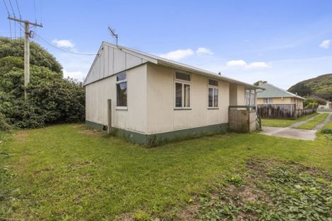 Photo of property in 12b Kowhai Street, Naenae, Lower Hutt, 5011