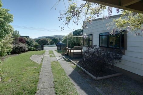 Photo of property in 14 Newall Avenue, Stoke, Nelson, 7011