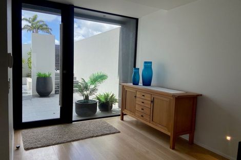 Photo of property in 13 Sharon Road, Waiake, Auckland, 0630