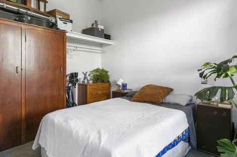 Photo of property in 108 The Parade, Island Bay, Wellington, 6023