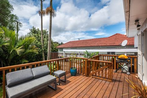 Photo of property in 2/66 Miller Road, Mangere Bridge, Auckland, 2022